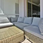 1-br Sea View Steps From Beaches * Cannes